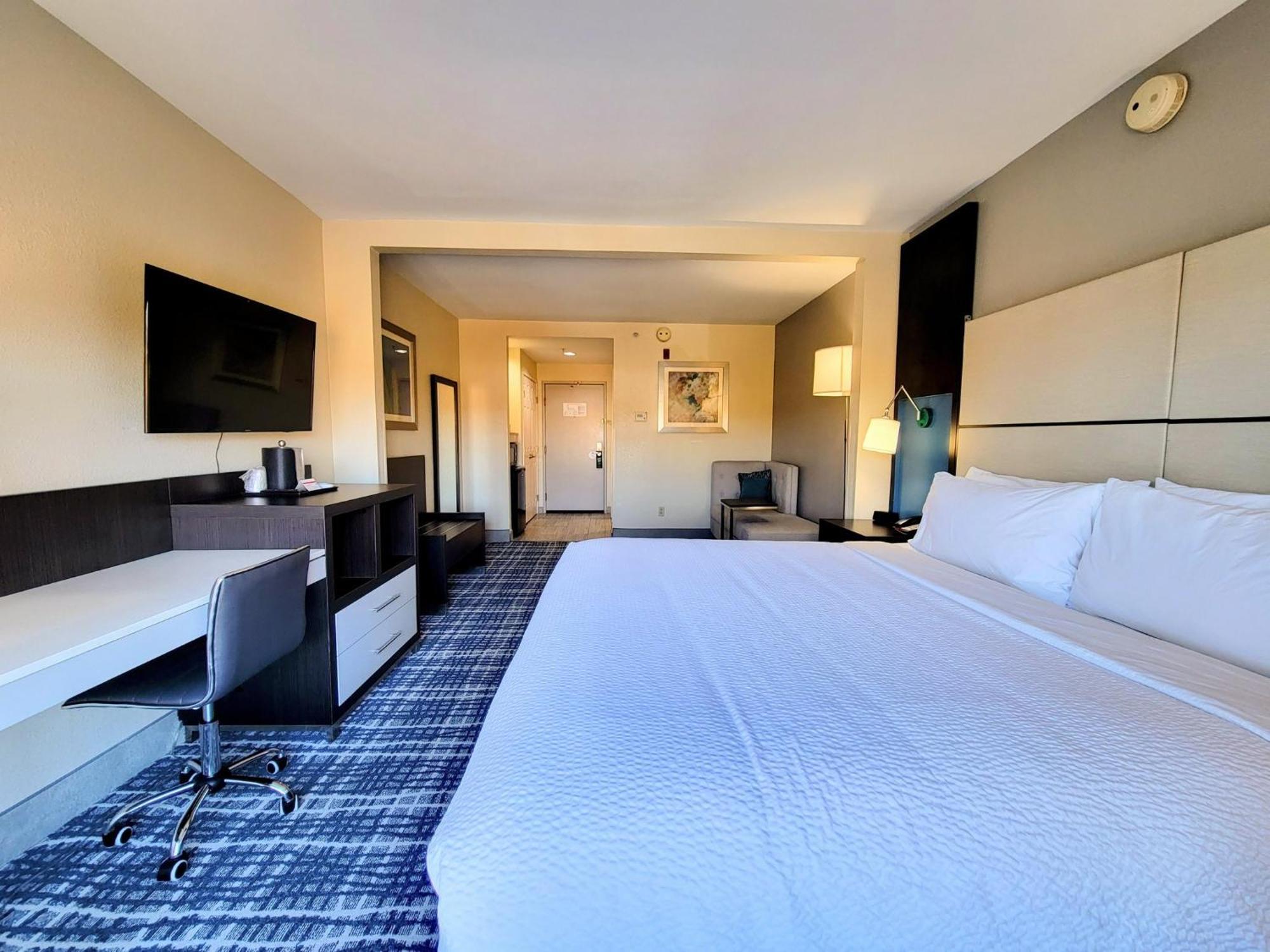 Holiday Inn - Belcamp - Aberdeen Area By Ihg Экстерьер фото